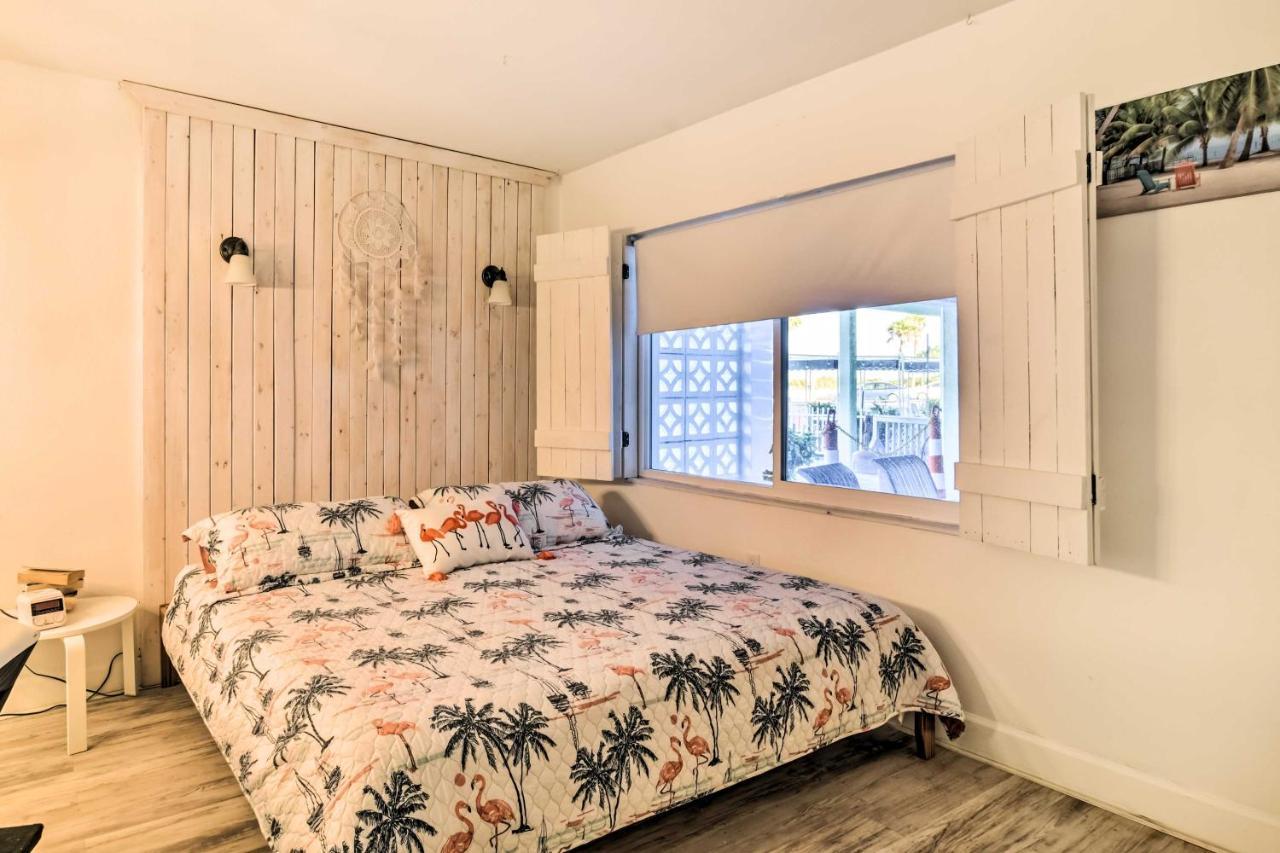Idyllic Pass-A-Grille Studio - Walk To The Beach! St. Pete Beach Extérieur photo